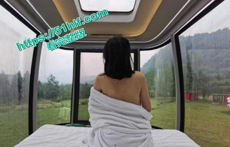 西安师范学院清纯妹子酒店自拍，反差婊口活超一流被男友无套猛操嫩穴！-7