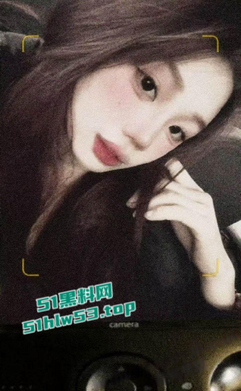 贵阳开阳抛夫弃子【颜珍艳】婚内出轨,离家数月多次感染淋病,深喉吞吐肉棒口技极其娴熟!-1